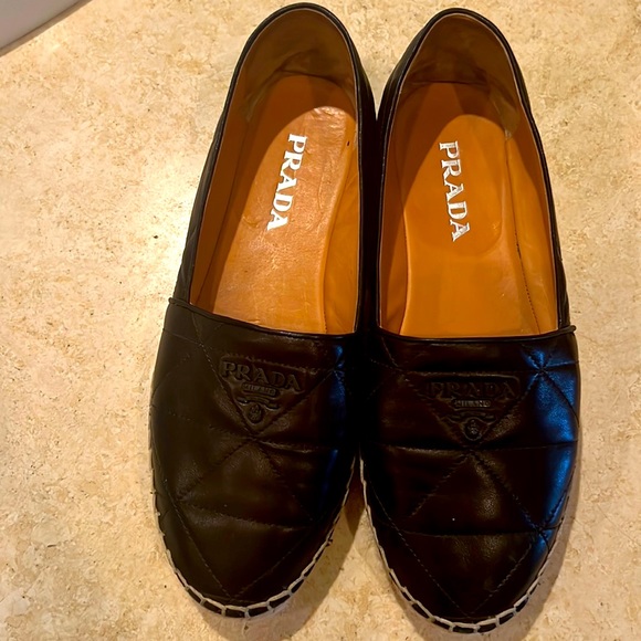 I purchased it in Italy and Im size 8, this 9(39.5 European) it’s running big. - Picture 1 of 5